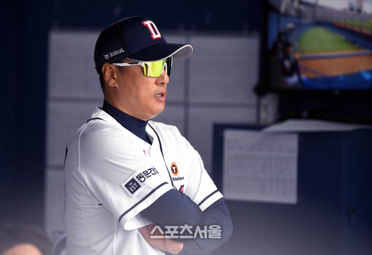 두산 이승엽 감독이 3일 잠실구장에서 열린 2024 KBO 와일드카드 결정전 2차전 KT와 경기를 지켜보고 있다. 잠실 | 최승섭기자 thunder@sportsseoul.com