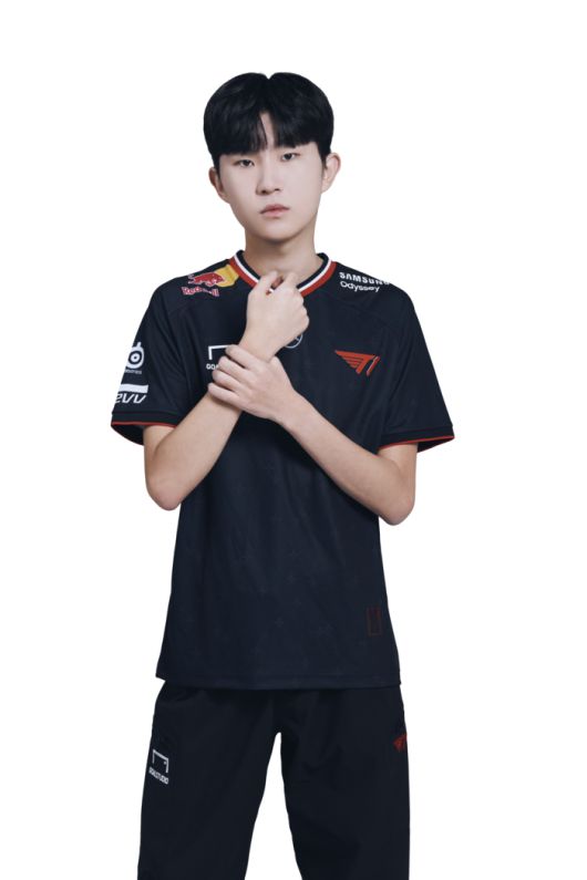 T1 최호석이 ‘줍줍’ 파타나삭 바라난을 꺾고 지난해 FC 프로 챔피언스컵 패배를 설욕했다. 사진 | 넥슨