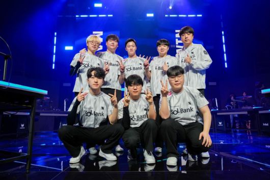 DRX는 7일 상암SOOP콜로세움에서 열린 2025 VCT 퍼시픽 스테이지1서 붐e스포츠를 제압하고 플레이오프 티켓을 따냈다. 사진 | 라이엇 게임즈