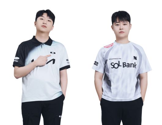 곽준혁과 박찬화는 김관형 코치의 지도 속에 최고 스타로 성장했다. 사진 | 넥슨