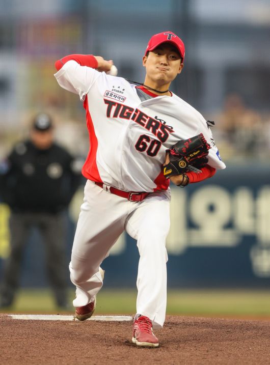 KIA 김도현이 2일 광주-기아 챔피언스 필드에서 열린 2025 KBO리그 삼성전에 선발 등판해 역투하고 있다. 사진 | KIA 타이거즈