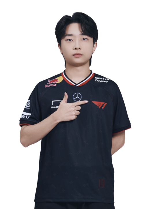 박기홍이 14일 서울 잠실DN콜로세움에서 열린 2025 FC온라인 슈퍼 챔피언스 리그 C조 승자전에서 DN프릭스 배재성을 2-1로 이기며 C조 1위가 됐다. 사진 | 넥슨