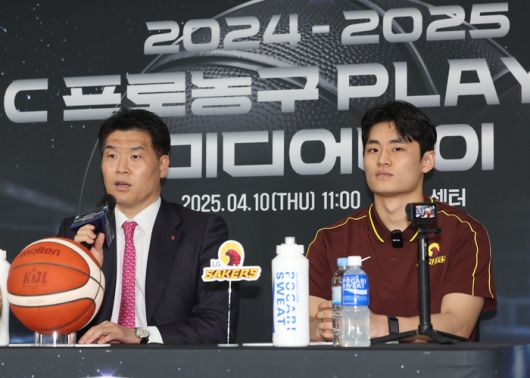 창원 LG 조상현 감독이 ‘친동생’ 울산 현대모비스 조동현 감독을 4강 상대로 만난다. 사진 | 연합뉴스