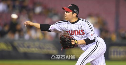 LG 투수 박명근이 23일 서울 잠실구장에서 열린 2025 KBO리그 NC와 경기 7회 역투하고 있다. 잠실 | 최승섭기자 thunder@sportsseoul.com