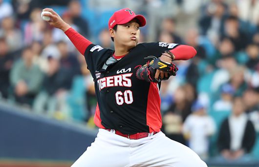 KIA 김도현이 23일 대구삼성라이온즈파크에서 열린 2025 KBO리그 삼성전에 선발로 나서 역투하고 있다. 사진 | KIA 타이거즈