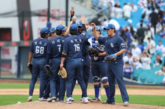 삼성 선수들. 사진 | 삼성 라이온즈