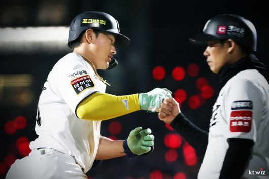 KT 이강철 감독은 시즌 초반부터 안현민에 대해 “믿을만한 자원”이라고 기대했다. 사진 | KT 위즈