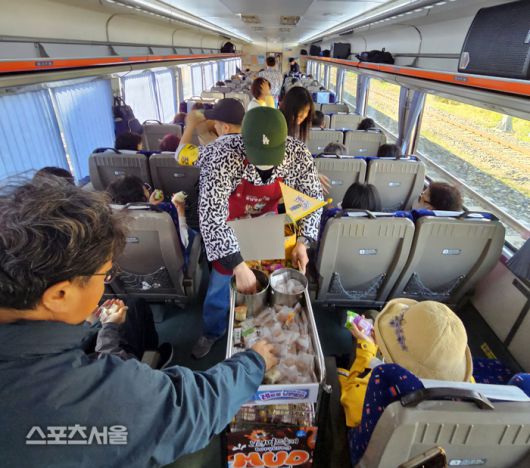 엣 정취를 재현한 충남 레트로 낭만열차. 이주상기자 rainbow@sportsseoul.com