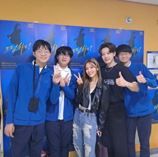 선예, 세븐과 송일국 삼둥이. 사진 | 송일국 SNS