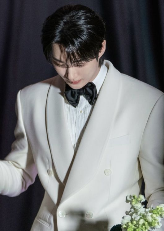 변우석. 바로엔터테인먼트 인스타그램.