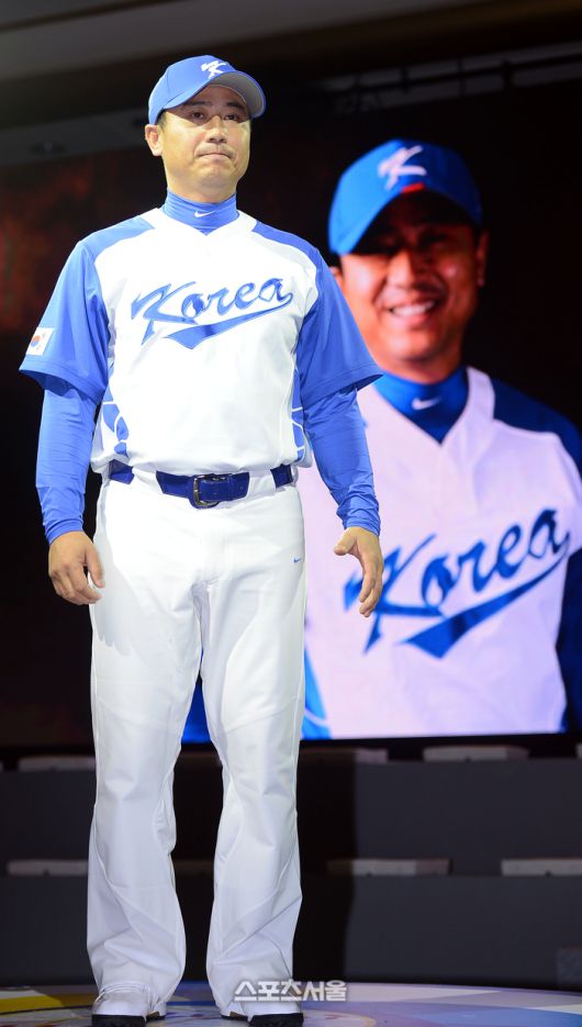 SSG 박정태 전 퓨처스 감독이 고문으로 복귀했다. 사진은 2013년 1월 월드베이스볼클래식(WBC) 출정식 당시 모습. 사진 | 스포츠서울DB