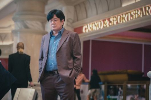 드라마 ‘카지노’ 속 차무식(최민식 분). 사진 | 월트디즈니컴퍼니 코리아