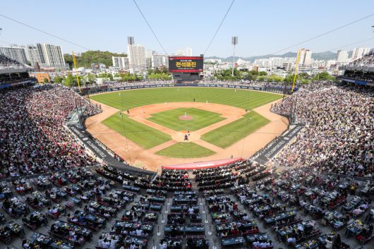 26일 광주-기아 챔피언스 필드에서 열린 2025 KBO리그 정규시즌 LG와 KIA의 경기가 매진됐다. 사진 | KIA 타이거즈
