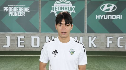 전북 전진우가 26일 대표팀 엔트리에 이름을 올린 뒤 구단 인터뷰를 통해 소감을 밝히고 있다.제공 | 전북 현대