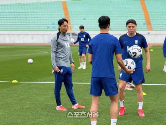 U-22 대표팀에 합류한 염기훈 코치.원주 | 정다워 기자
