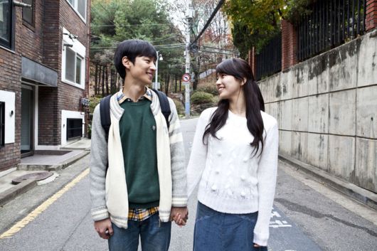 영화 ‘건축학개론’ 이제훈과 수지. 사진 | 롯데엔터테인먼트