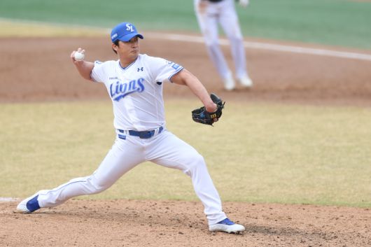 삼성 오승환이 경산 볼파크에서 열린 2025 KBO 퓨처스리그 KT전에서 역투하고 있다. 사진 | 삼성 라이온즈