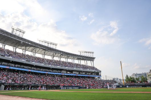 8일 광주-기아 챔피언스필드에서 2025 KBO리그 한화-KIA전 경기장 전경. 사진 | KIA 타이거즈