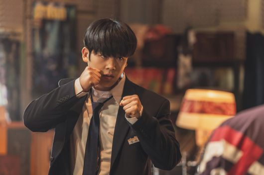 이정하. 사진 | 웨이브