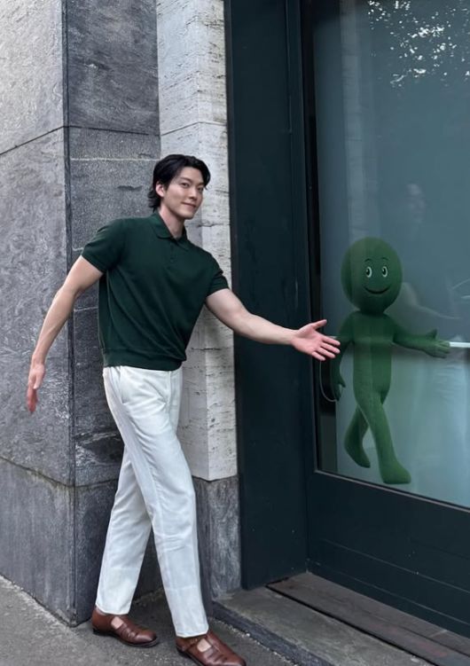 사진 | 김우빈 SNS