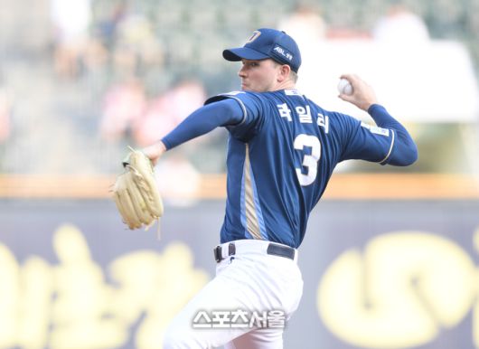 NC 선발투수 라일리가 역투를 펼치고 있다. 잠실 | 최승섭기자 thunder@sportsseoul.com