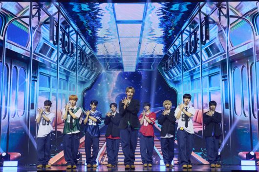 아홉. 사진 | F&F엔터테인먼트