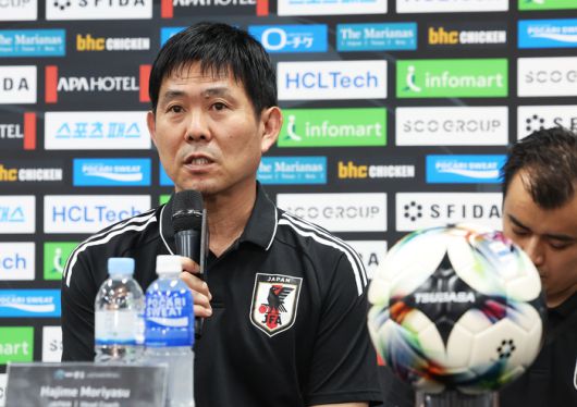 동아시안컵 첫판에서 홍콩을 대파한 일본 축구대표팀의 모리야스 하지메 감독. 사진 | 연합뉴스