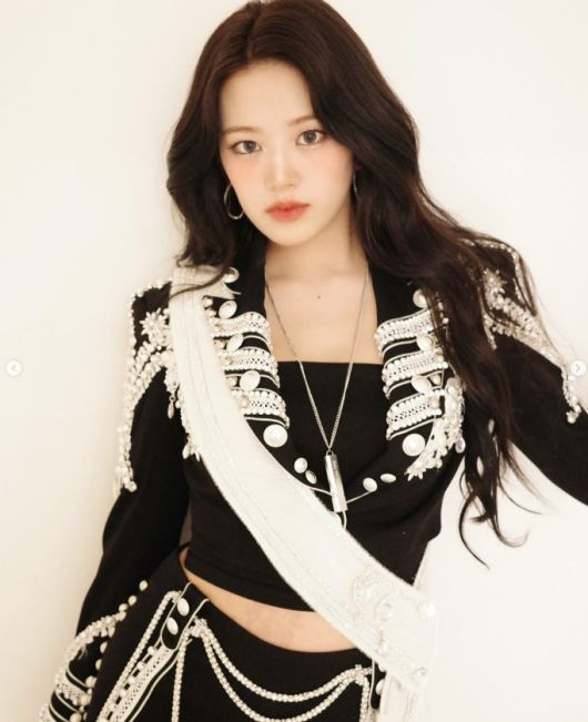 사진 | 안유진 SNS