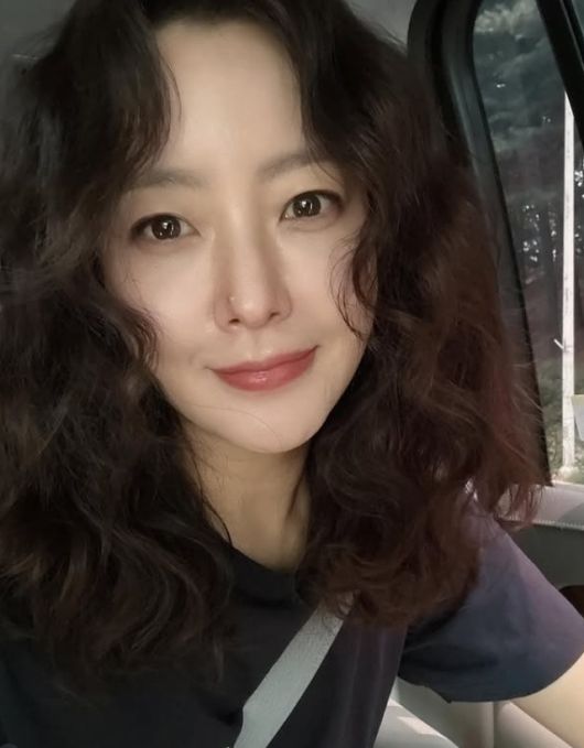 사진 | 김희선 SNS