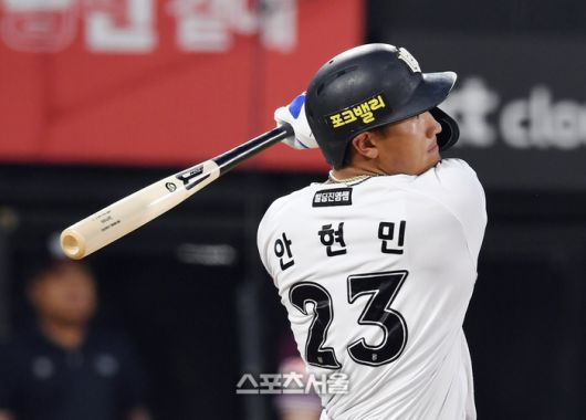 KT 안현민이 타격에 임하고 있다. 수원 | 박진업 기자 upandup@sportsseoul.com