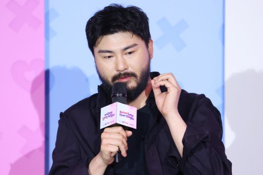 연애 예능 출연 이유 말하는 카더가든. 사진 | 연합