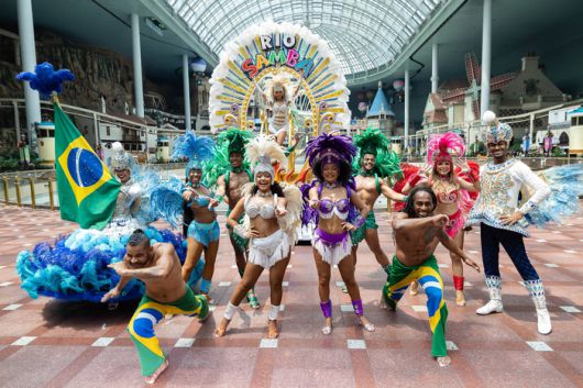 삼바 카니발 퍼레이드. 사진 | 롯데월드