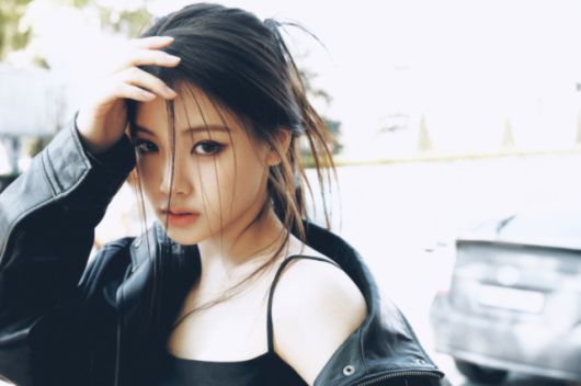 Baby DONT Cry  멤버 이현이 20일 서울 잠실구장에서 열리는 2025 KBO리그 LG-롯데전에서 시구자로 나선다. 사진 | LG 트윈스