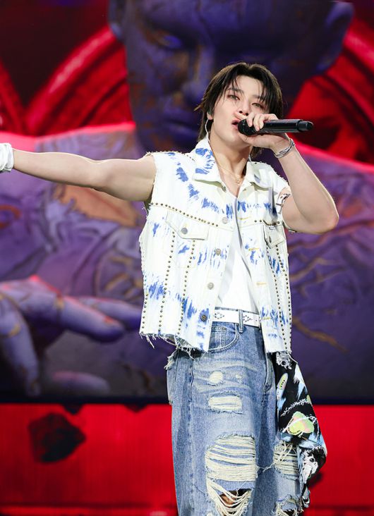 스트레이키즈가 프랑스 단독 공연을 성황리에 열었다. 사진 | JYP엔터테인먼트