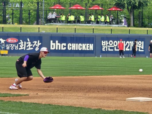 KIA 김도영이 2일 광주-기아 챔피언스 필드에서 2025 KBO리그 한화전을 앞두고 수비 훈련을 소화하고 있다. 광주 | 김동영 기자 raining99@sportsseoul.com