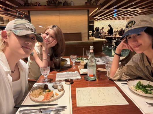 최환희, 최준희, 홍진경(왼쪽부터). 사진| SNS