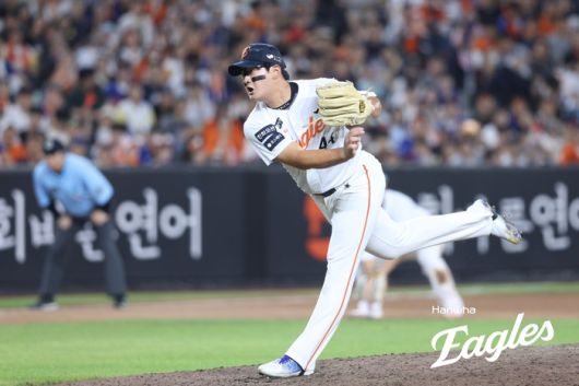 김서현이 투구에 임하고 있다. 사진 | 한화 이글스