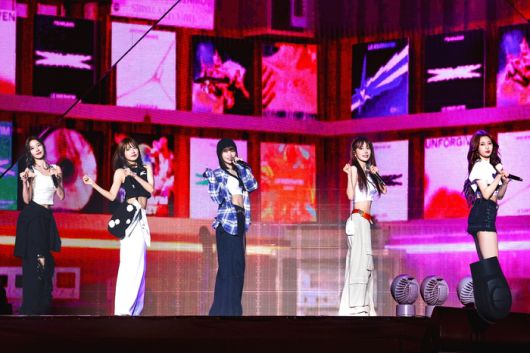 르세라핌. 사진 | 쏘스뮤직