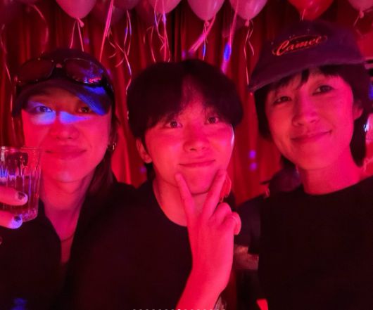 지드래곤 생일파티. 사진| 홍진경 SNS