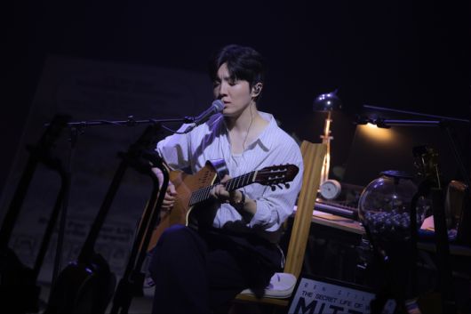 적재. 사진 | 어비스컴퍼니