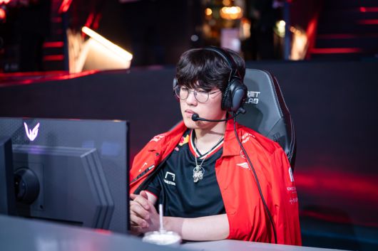 T1 ‘오너’ 문현준이 2025 LCK 정규시즌 경기를 준비하고 있다. 사진 | 라이엇 게임즈