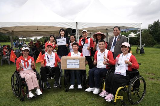 서울시장애인체육회가 베트남패럴림픽위원회 운동복 지원 약속을 지켰다. 사진 | 서울시장애인체육회