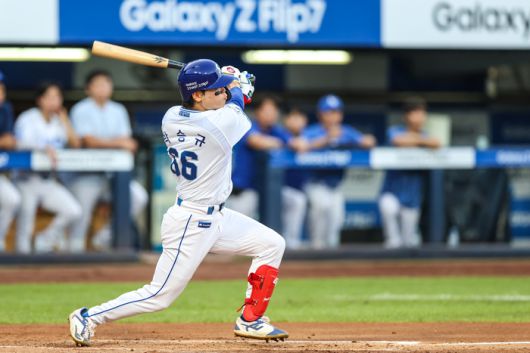 삼성 박승규가 23일 대구삼성라이온즈파크에서 열린 2025 KBO리그 키움전에서 안타를 치고 있다. 사진 | 삼성 라이온즈