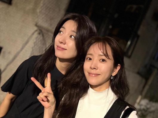 한효주와 한지민. 김혜수 인스타그램.