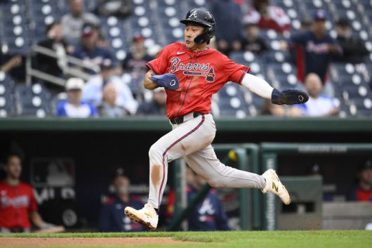 김하성이 17일 내셔널스 파크에서 열린 워싱턴과 더블헤더 1차전에서 득점하고 있다. 사진 | AP=연합뉴스