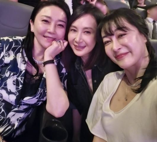 사진 | 채시라 SNS