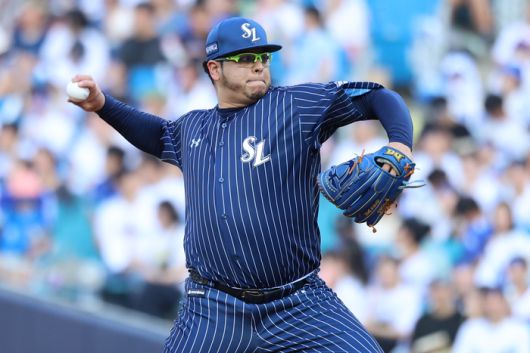 삼성 후라도가 20일 대구삼성라이온즈파크에서 열린 2025 KBO리그 키움전에서 선발 등판해 역투하고 있다. 사진 | 삼성 라이온즈