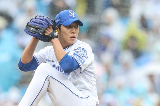 삼성 원태인이 7일 대구삼성라이온즈파크에서 열린 2025 KBO 포스트시즌 와일드카드 결정전 2차전 NC와 경기에 선발 등판해 역투하고 있다. 사진 | 삼성 라이온즈