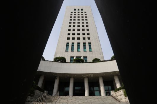 서초동 대검찰청 모습. 정부조직법 개정안 통과에 따라 검찰청 폐지가 결정됐다. 중수청 및 공소청 설치 법률안이 공포됐다. 연합뉴스