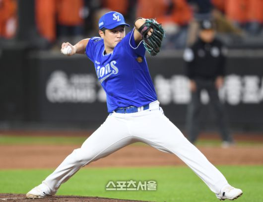 삼성 선발투수 최원태가 24일 대전 한화생명볼파크에서 열린 2025 KBO 포스트시즌 플레이오프 5차전 한화와 경기에서 역투하고 있다. 대전 | 최승섭기자 thunder@sportsseoul.com